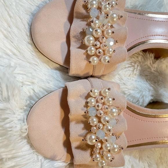 Beautiful woman soft pink sandals - Picture 4 of 9